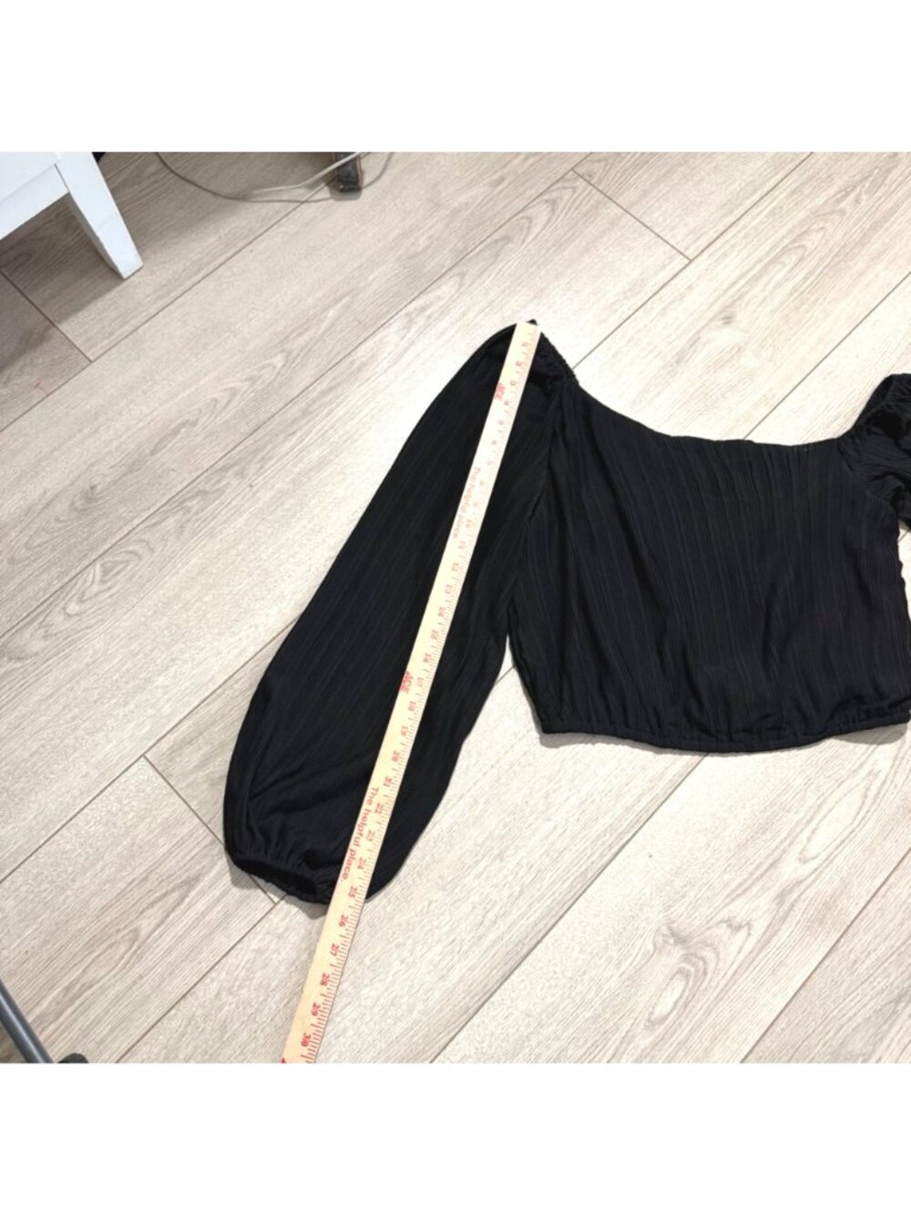 ASTR The Label Women's Off Shoulder Top M Y2K Boho Chic Victorian-Inspired Black - Picture 8 of 9